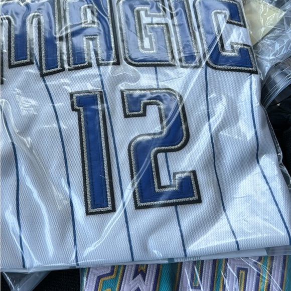 Beautiful jerseys - Picture 3 of 12